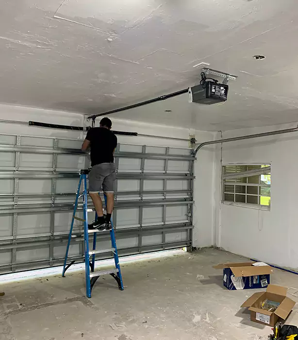 Residential Garage Door Lauderhill
