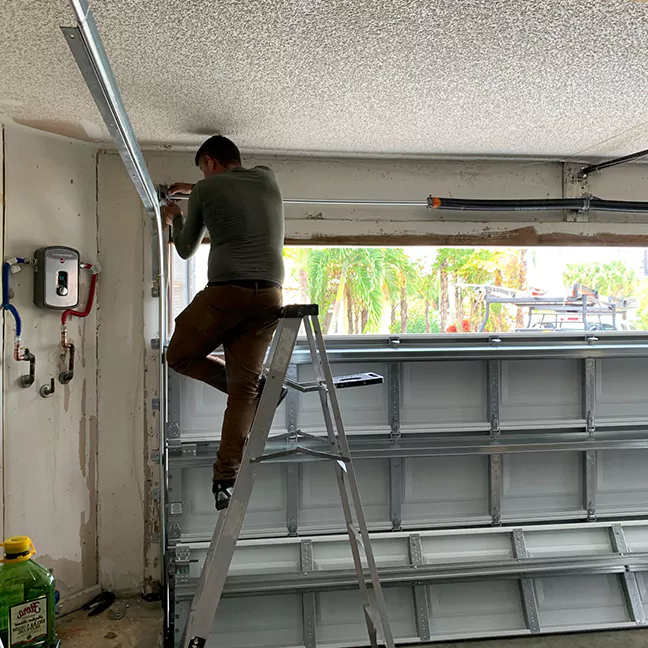 Experienced Garage Door Installation Experts in Lauderhill, FL